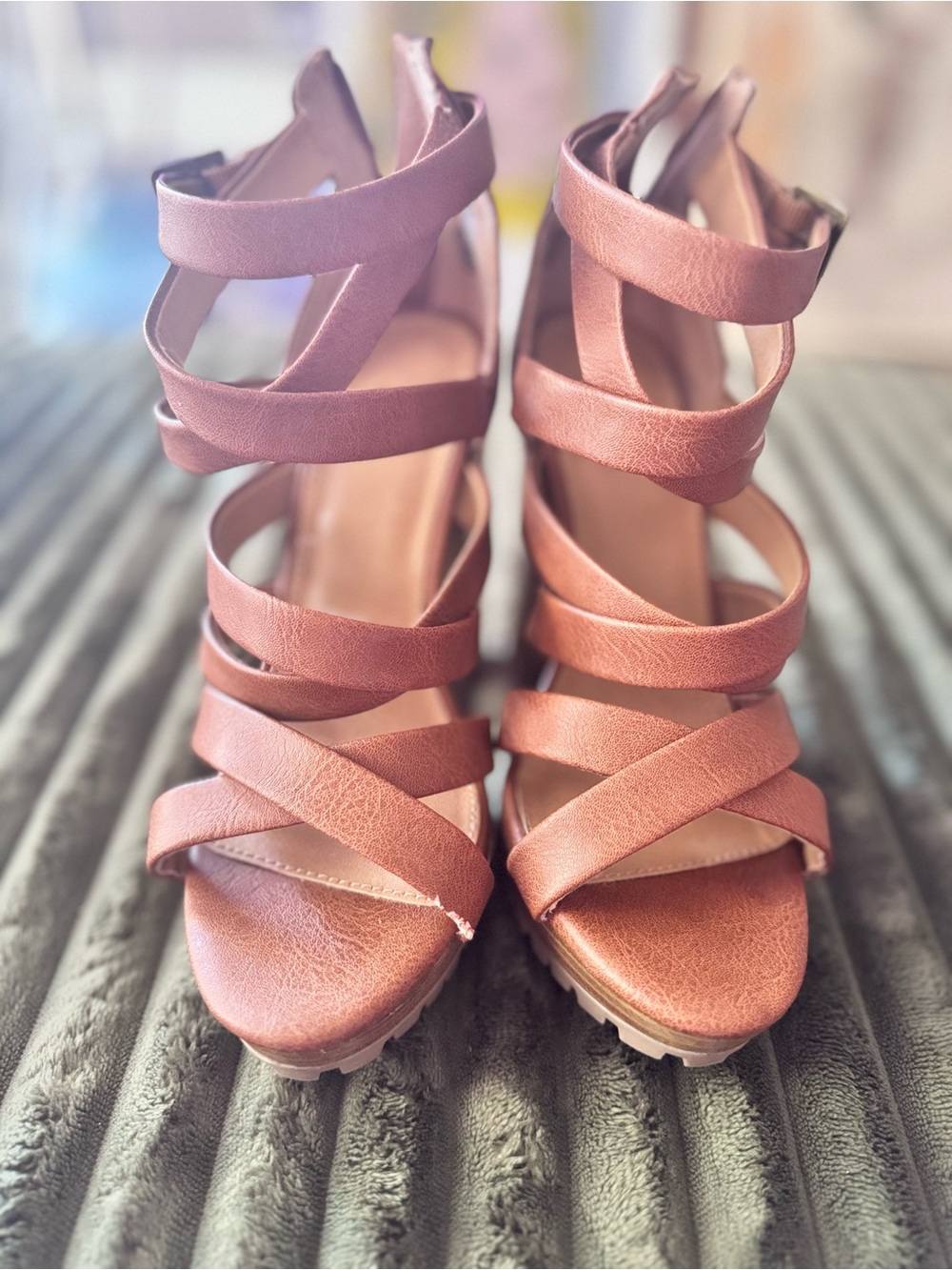 Report Strappy Heels